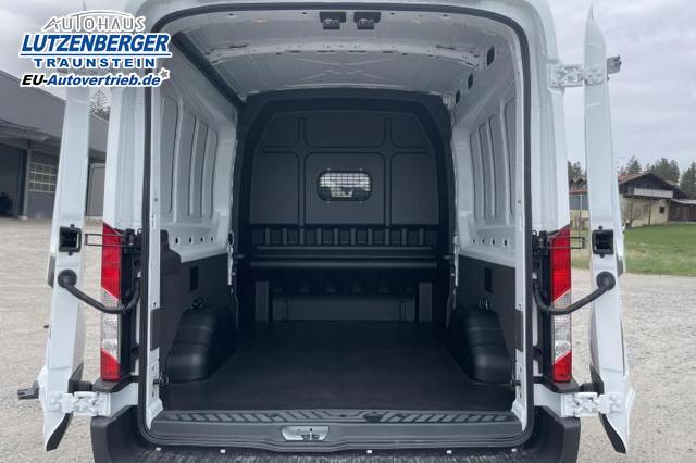 Ford Transit Doppelkabine Kasten 350 L3H2 2.0 TDCi 96kW (130 PS) 6-Gang Schaltgetriebe 