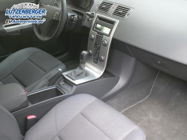 Volvo C30 EU 2.0D DPF Momentum 