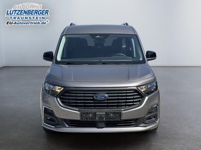 Ford Grand Tourneo Titanium