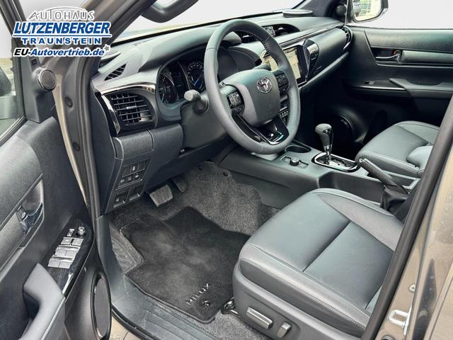 Reimport Toyota Hilux INVINCIBLE Double Cab 2.8 D-4D 4x4 kaufen