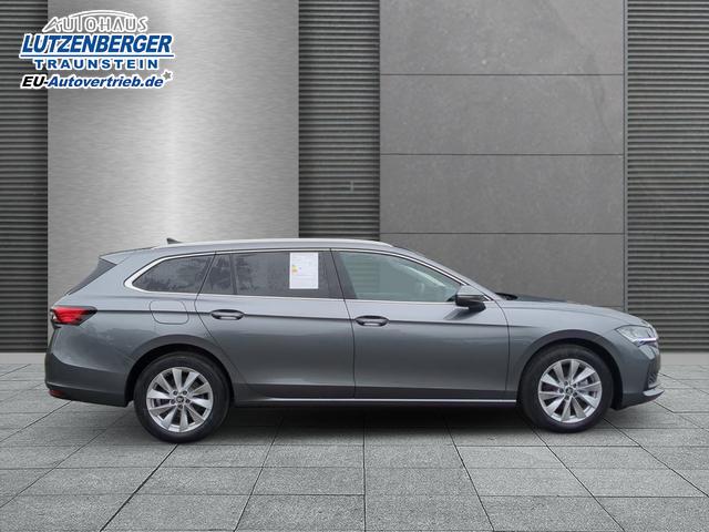 Skoda Superb Combi Selection AHK schwenkbar+Winterpaket 2.0 TDI DSG 