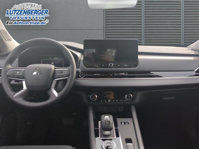 Mitsubishi Outlander Plus 360&deg; Kamera+SHZ+LED Plug-in Hybrid 2.4 4WD 