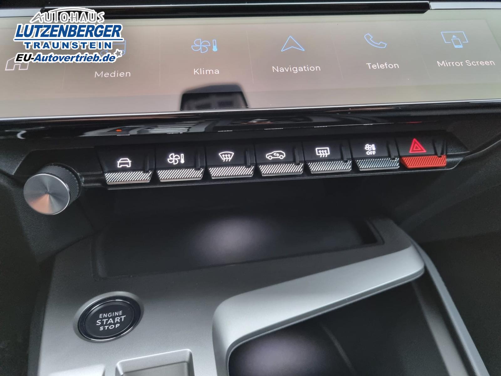 Peugeot 308 1.2 PureTech 130PS Automatik Allure 5-türig LED-Scheinw.  Sitzheizung Teil-Leder Klimaautomatik Navi Touchscreen Bluetooth DAB Apple  CarPlay Android Auto PDC v+h Rückf.Kamera 17-LM Neuwagen mit Rabatt