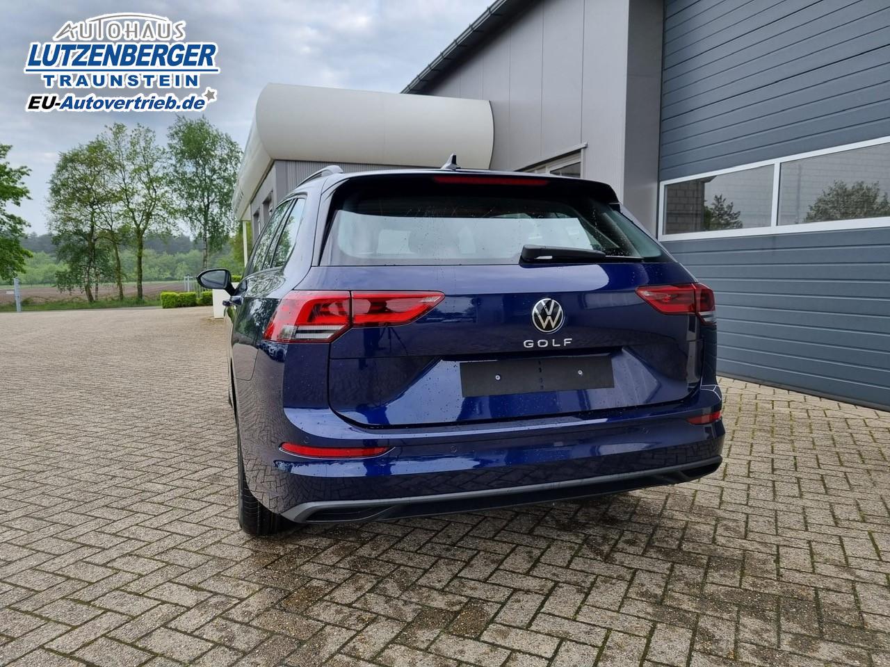 Volkswagen Golf Variant 1.5 TSI 130PS Life Klimaautomatik Sitzheizung  Lenkradheizung LED-Scheinwerfer DAB Bluetooth PDC v