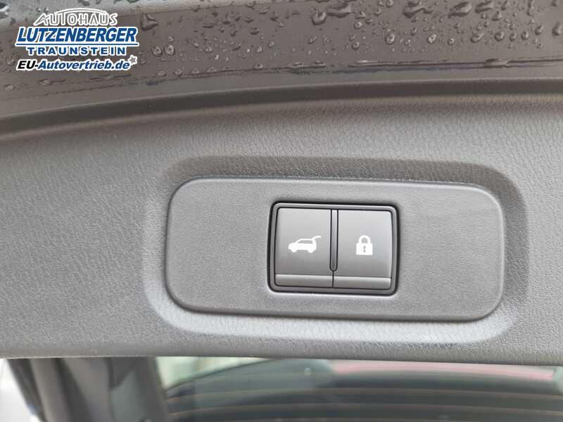 Nissan Qashqai 1.3 DIG-T MHEV 158 PS Tekna+ Voll-Leder Sitzheizung  