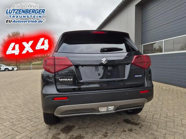 Suzuki Vitara Comfort+ 129PS HYBRID 4x4 ALLGRIP 1.4 Boosterjet Allrad elektr. PanoDach Teilleder mit Alcantara Navi Klimaautomatik Sitzheizung ACC PDC v+h Rückf.Kamera Suzuki-Radio Apple CarPlay Android Auto Touchscreen 2xKeyless 17-LM 