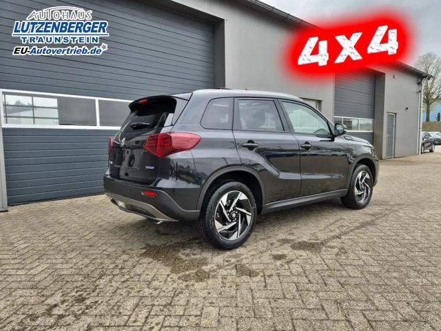 Suzuki Vitara Comfort+ 129PS HYBRID 4x4 ALLGRIP 1.4 Boosterjet Allrad elektr. PanoDach Teilleder mit Alcantara Navi Klimaautomatik Sitzheizung ACC PDC v+h Rückf.Kamera Suzuki-Radio Apple CarPlay Android Auto Touchscreen 2xKeyless 17-LM 