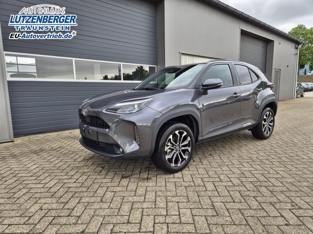 Toyota Yaris Cross 1.5VVT-iE 130PS Automatik Teamplayer Klimaautomatik Sitzheizung Lenkradheizung PDC v+h Rückf.Kamera 17-LM abged.Scheiben 2xKeyless DAB+ Bluetooth Touchscreen Apple CarPlay Android Auto 