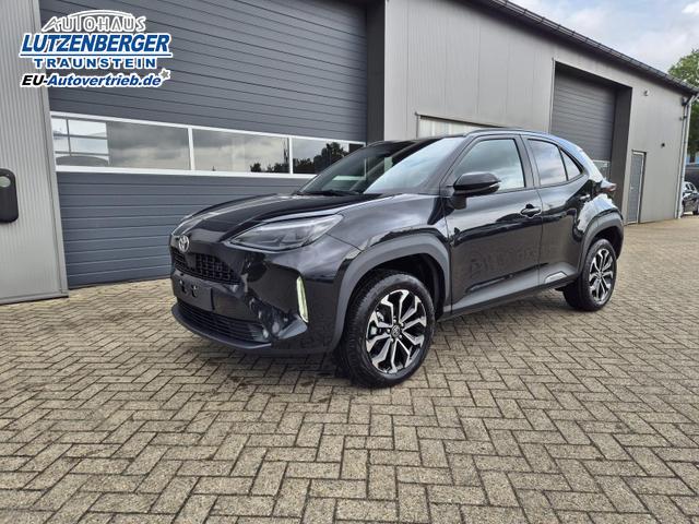 Toyota Yaris Cross 1.5VVT-iE 130PS Automatik Teamplayer Klimaautomatik Sitzheizung Lenkradheizung PDC v+h Rückf.Kamera 17-LM abged.Scheiben 2xKeyless DAB+ Bluetooth Touchscreen Apple CarPlay Android Auto 