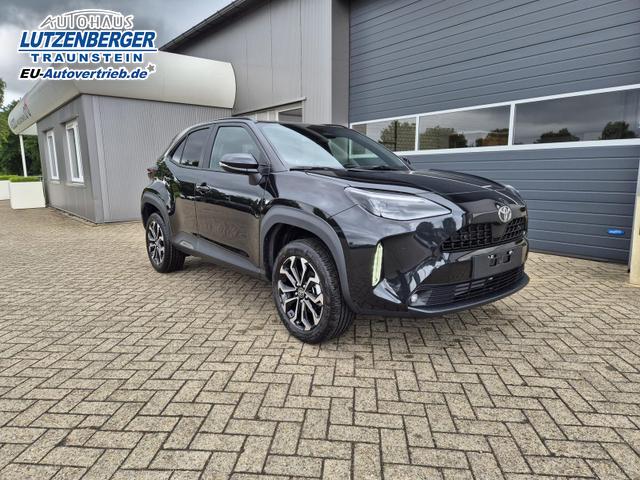 Toyota Yaris Cross 1.5VVT-iE 130PS Automatik Teamplayer Klimaautomatik Sitzheizung Lenkradheizung PDC v+h Rückf.Kamera 17-LM abged.Scheiben 2xKeyless DAB+ Bluetooth Touchscreen Apple CarPlay Android Auto 