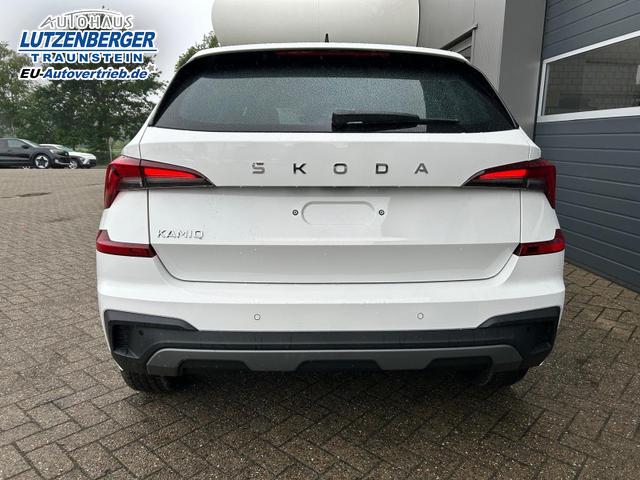 Skoda Kamiq 1.0 TSI 115PS DSG Selection Matrix-LED Sitzheizung Garantieverlängerung Klimaautomatik Parksensoren Skoda-Radio drahtlos Apple CarPlay + Android Auto Digital Cockpit Tempomat abg.Scheiben 