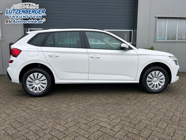 Skoda Kamiq 1.0 TSI 115PS DSG Selection Matrix-LED Sitzheizung Garantieverlängerung Klimaautomatik Parksensoren Skoda-Radio drahtlos Apple CarPlay + Android Auto Digital Cockpit Tempomat abg.Scheiben 