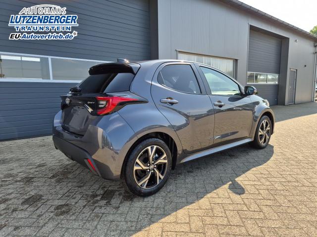 Toyota Yaris 1.5VVT-iE 116PS Automatik Teamplayer Klimaautomatik Sitzheizung Lenkradheizung Rückf.Kamera 16-LM abged.Scheiben 2xKeyless DAB+ Bluetooth Touchscreen Apple CarPlay Android Auto ACC 