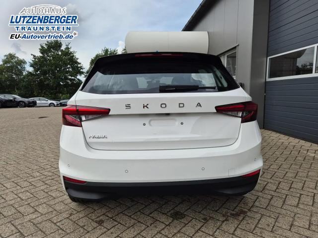 Skoda Fabia 1.0 TSI 115PS DSG Selection 5-türig Rückf.Kamera Parksensoren Sitzheizung Multifunktionslenkrad Klima Skoda-Radio Bluetooth Touchscreen Tempomat Nebelsch. Apple CarPlay + Android Auto 