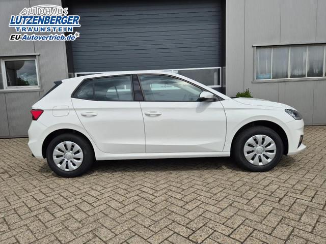 Skoda Fabia 1.0 TSI 115PS DSG Selection 5-türig Rückf.Kamera Parksensoren Sitzheizung Multifunktionslenkrad Klima Skoda-Radio Bluetooth Touchscreen Tempomat Nebelsch. Apple CarPlay + Android Auto 