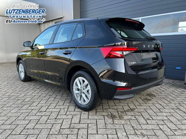 Skoda Fabia 1.0 TSI 115PS DSG Selection 5-türig 15"LM Rückf.Kamera Parksensoren Sitzheizung Multifunktionslenkrad Klima Skoda-Radio Bluetooth Touchscreen Tempomat Nebelsch. Apple CarPlay + Android Auto 