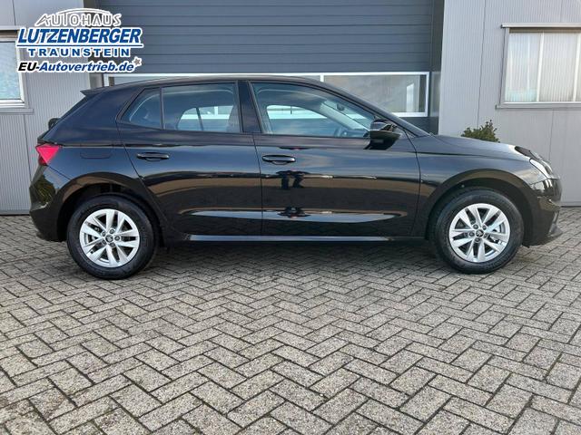 Skoda Fabia 1.0 TSI 115PS DSG Selection 5-türig 15"LM Rückf.Kamera Parksensoren Sitzheizung Multifunktionslenkrad Klima Skoda-Radio Bluetooth Touchscreen Tempomat Nebelsch. Apple CarPlay + Android Auto 