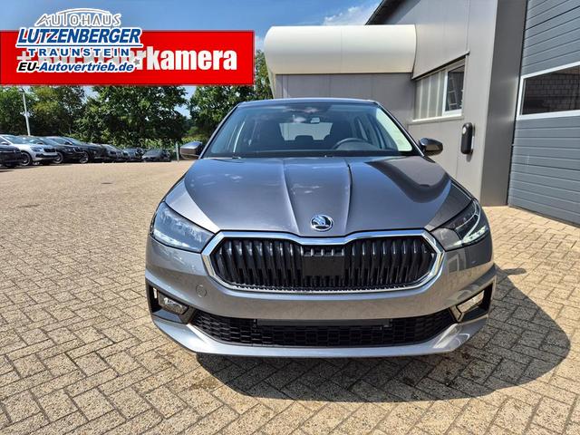 Skoda Fabia 1.0 TSI 115PS DSG Selection 5-türig Rückf.Kamera Parksensoren Sitzheizung Multifunktionslenkrad Klima Skoda-Radio Bluetooth Touchscreen Tempomat Nebelsch. Apple CarPlay + Android Auto 