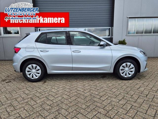 Skoda Fabia 1.0 TSI 115PS DSG Selection 5-t&uuml;rig R&uuml;ckf.Kamera Parksensoren Sitzheizung Multifunktionslenkrad Klima Skoda-Radio Bluetooth Touchscreen Tempomat Nebelsch. Apple CarPlay + Android Auto 