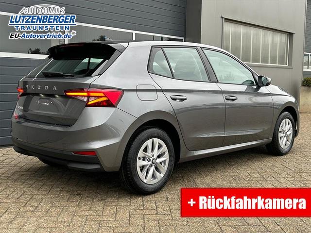 Skoda Fabia 1.0 TSI 115PS DSG Selection 5-türig 15"LM Rückf.Kamera Parksensoren Sitzheizung Multifunktionslenkrad Klima Skoda-Radio Bluetooth Touchscreen Tempomat Nebelsch. Apple CarPlay + Android Auto 