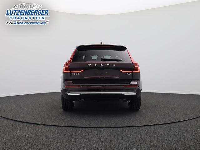 Volvo XC60 T6 Ultra AWD PHEV 350PS Automatik elektr. PanoDach Nappaleder 360°Kamera PDC v+h ACC el.Heckklappe Harma/Kadon-Sound Klimaautomatik Standheizung Sitzheizung Lenkradheizung Frontscheibe beheizb. Navi Apple CarPlay Android Auto 20-LM 