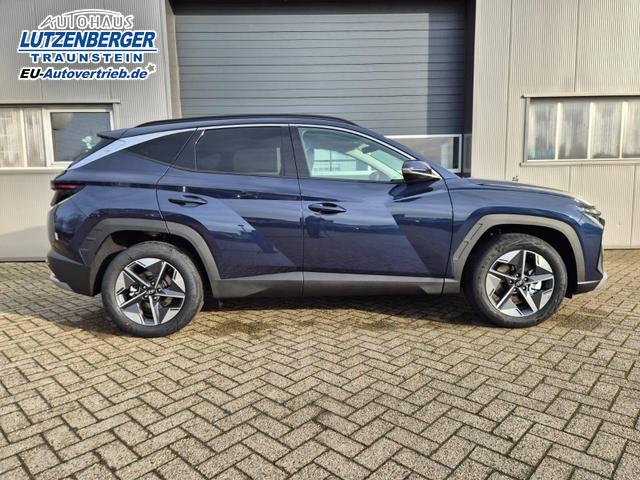 Hyundai TUCSON Trend 1.6 T-GDI 150PS Automatik TZ 2026 Teil-Leder Sitzheizung v+h Lenkradheizung Klimaautomatik Navi Touchscreen DAB+ Apple CarPlay + Android Auto PDC R&uuml;ckf.-Kamera Matrix-LED-Scheinw. 