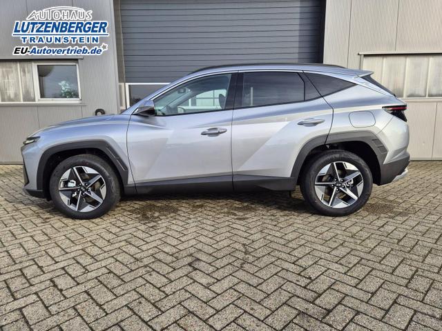 Hyundai TUCSON Trend 1.6 T-GDI 150PS Automatik TZ 2026 Teil-Leder Sitzheizung v+h Lenkradheizung Klimaautomatik Navi Touchscreen DAB+ Apple CarPlay + Android Auto PDC R&uuml;ckf.-Kamera Matrix-LED-Scheinw. 
