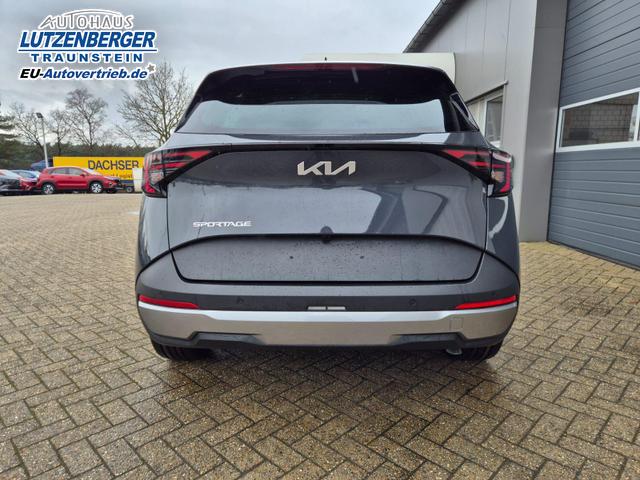 Kia Sportage Spirit 1.6 T-GDI 150PS Automatik NEUES MODELL MY26 FACELIFT Teil-Leder 18"LM Sitzheizung v+h Lenkradheizung Klimaautomatik ACC Navi Bluetooth Touchscreen Apple CarPlay Android Auto PDC R&uuml;ckf.Kamera 2x Keyless 