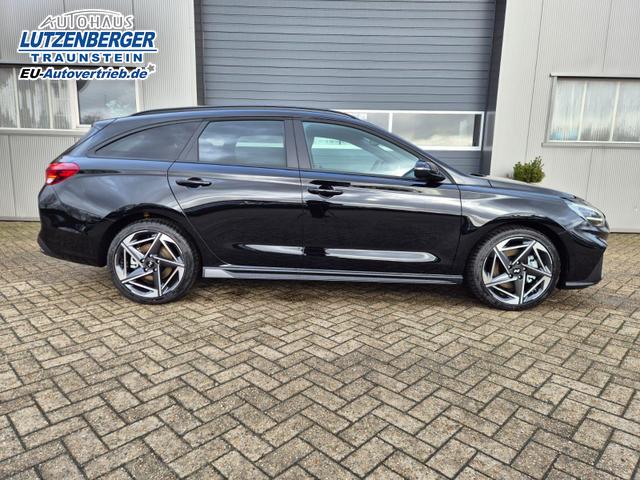 Hyundai i30 Kombi 1.6 T-GDI 150PS Automatik N-Line MY2026 Sitzheizung Lenkradheizung Klimaautomatik Navi 10,3"-Touchscreen Bluelink Apple CarPlay + Android Auto PDC v+h R&uuml;ckf.Kamera 18-LM 