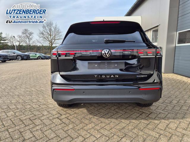 Volkswagen Tiguan Life 1,5 l eHybrid OPF 204PS DSG LED-Plus-Scheinw. elektr. Heckklappe Sitzheizung v+h Lenkradheizung Frontscheibe beheizb. R&uuml;ckf.Kamera Klimaautomatik VW-Radio Bluetooth wireless Apple CarPlay + Android Auto PDC ACC 2xKeyless Digital Cockpit 