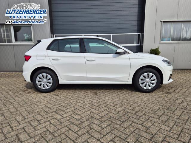 Skoda Fabia 1.0 TSI 95PS Selection 5-t&uuml;rig R&uuml;ckf.Kamera Parksensoren Sitzheizung Multifunktionslenkrad Klima Skoda-Radio Bluetooth Touchscreen Tempomat Nebelsch. Apple CarPlay + Android Auto 