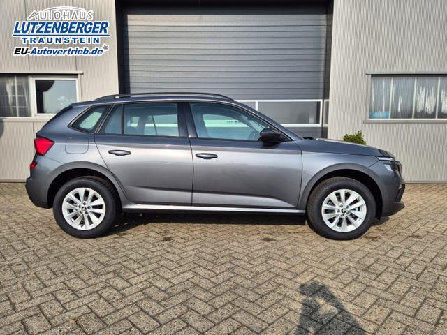 Skoda Kamiq 1.0 TSI 115PS DSG Selection AHK R&uuml;ckf.Kamera PDC v+h Sitzheizung Klimaautomatik Skoda-Radio Apple CarPlay + Android Auto Tempomat Garantieverl&auml;ngerung 16"LM 