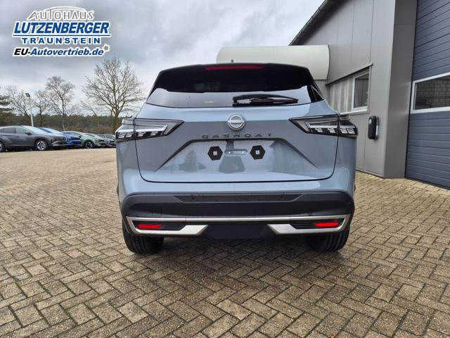 Nissan Qashqai 1.3 DIG-T MHEV 158 PS X-Tronic Tekna Voll-Leder Klimaautomatik PanoGlasdach Sitzheizung Lenkradheizung Navi Head-Up Display elektr. Heckklappe ACC PDC v+h 360&deg;Kamera DAB Bluetooth Touchscreen Apple CarPlay Android Auto 19"LM 