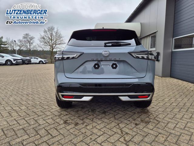 Nissan Qashqai 1.3 DIG-T MHEV 158 PS X-Tronic Tekna Premium Paket 20"LM Teil-Leder PanoGlasdach Klimaautomatik Sitzheizung Lenkradheizung Navi Head-Up Display elektr. Heckklappe ACC PDC v+h 360&deg;Kamera DAB Bluetooth Touchscreen Apple CarPlay Android Auto 
