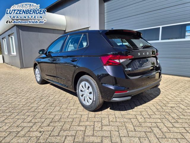 Skoda Fabia 1.0 TSI 95PS Selection 5-t&uuml;rig R&uuml;ckf.Kamera Parksensoren Sitzheizung Multifunktionslenkrad Klima Skoda-Radio Bluetooth Touchscreen Tempomat Nebelsch. Apple CarPlay + Android Auto 