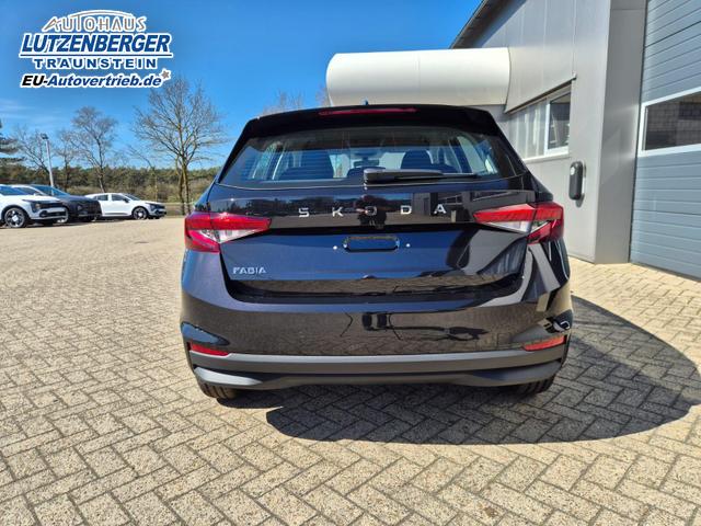 Skoda Fabia 1.0 TSI 95PS Selection 5-t&uuml;rig R&uuml;ckf.Kamera Parksensoren Sitzheizung Multifunktionslenkrad Klima Skoda-Radio Bluetooth Touchscreen Tempomat Nebelsch. Apple CarPlay + Android Auto 