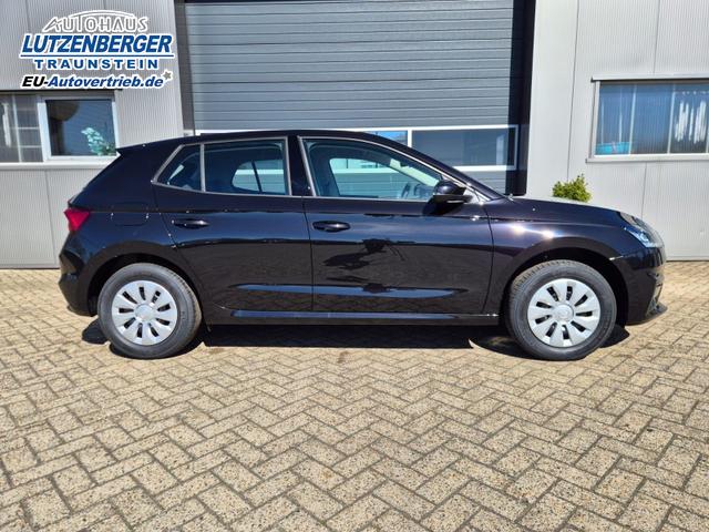 Skoda Fabia 1.0 TSI 95PS Selection 5-t&uuml;rig R&uuml;ckf.Kamera Parksensoren Sitzheizung Multifunktionslenkrad Klima Skoda-Radio Bluetooth Touchscreen Tempomat Nebelsch. Apple CarPlay + Android Auto 