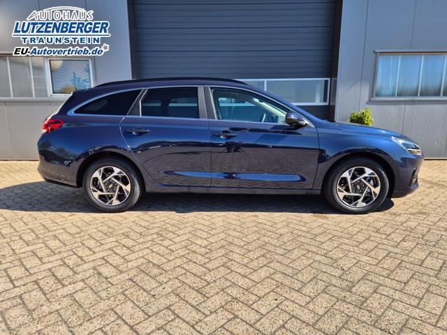 Hyundai i30 Kombi 1.5 T-GDI 150PS Automatik Trend Sitzheizung Lenkradheizung Klimaautomatik PDC v+h R&uuml;ckf.Kamera Navi Apple CarPlay + Android Auto 16"LM 