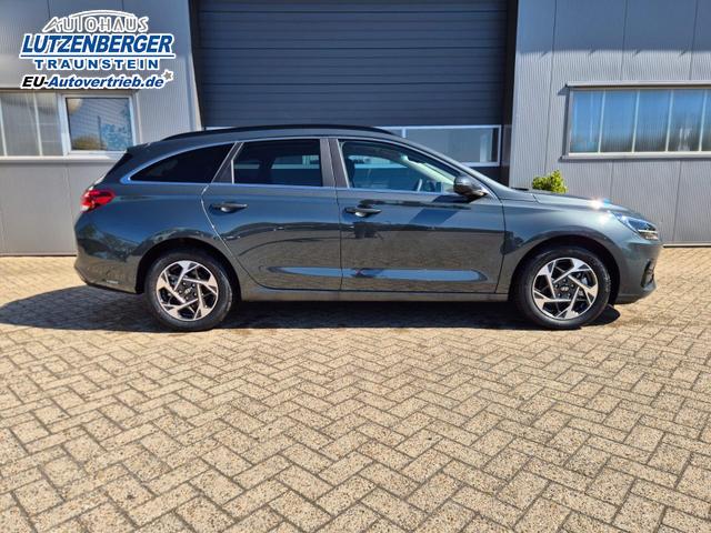 Hyundai i30 Kombi 1.5 T-GDI 150PS Automatik Trend Sitzheizung Lenkradheizung Klimaautomatik PDC v+h R&uuml;ckf.Kamera Navi Apple CarPlay + Android Auto 16"LM 