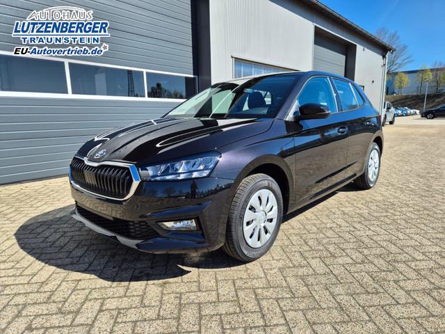 Skoda Fabia 1.0 TSI 95PS Selection 5-t&uuml;rig R&uuml;ckf.Kamera Parksensoren Sitzheizung Multifunktionslenkrad Klima Skoda-Radio Bluetooth Touchscreen Tempomat Nebelsch. Apple CarPlay + Android Auto 