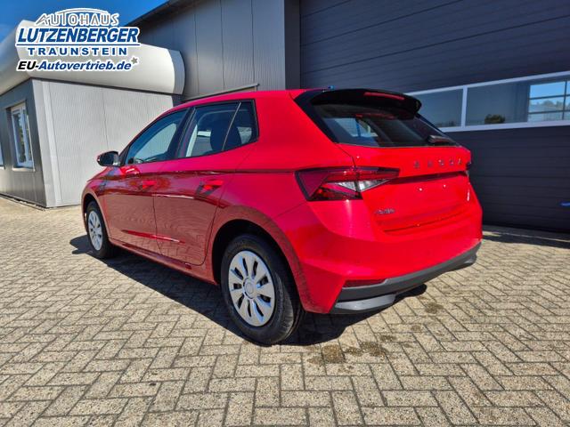 Skoda Fabia 1.0 TSI 95PS Selection 5-t&uuml;rig R&uuml;ckf.Kamera Parksensoren Sitzheizung Multifunktionslenkrad Klima Skoda-Radio Bluetooth Touchscreen Tempomat Nebelsch. Apple CarPlay + Android Auto 