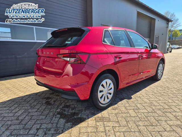 Skoda Fabia 1.0 TSI 95PS Selection 5-t&uuml;rig R&uuml;ckf.Kamera Parksensoren Sitzheizung Multifunktionslenkrad Klima Skoda-Radio Bluetooth Touchscreen Tempomat Nebelsch. Apple CarPlay + Android Auto 