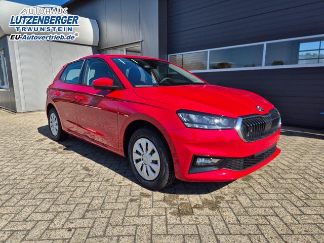 Skoda Fabia 1.0 TSI 95PS Selection 5-t&uuml;rig R&uuml;ckf.Kamera Parksensoren Sitzheizung Multifunktionslenkrad Klima Skoda-Radio Bluetooth Touchscreen Tempomat Nebelsch. Apple CarPlay + Android Auto 
