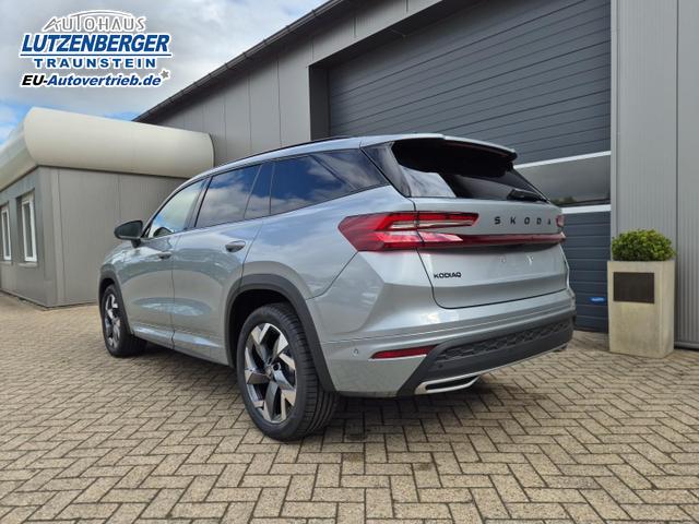 Skoda Kodiaq Sportline 1.5 TSI 204PS PHEV DSG schwenkb. AHK elektr. PanoDach HUD Alcantara PDC v+h 360&deg;Kamera CANTON Sound Klimaautomatik Sitzheizung Lenkradheizung Navi Apple CarPlay Android Auto 2xKeyless 19"LM vollelektr. Reichweite 116KM 