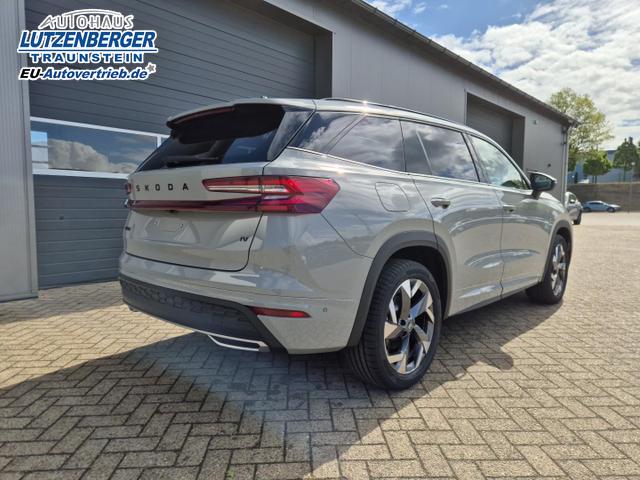 Skoda Kodiaq Sportline 1.5 TSI 204PS PHEV DSG schwenkb. AHK elektr. PanoDach HUD Alcantara PDC v+h 360&deg;Kamera CANTON Sound Klimaautomatik Sitzheizung Lenkradheizung Navi Apple CarPlay Android Auto 2xKeyless 19"LM vollelektr. Reichweite 116KM 