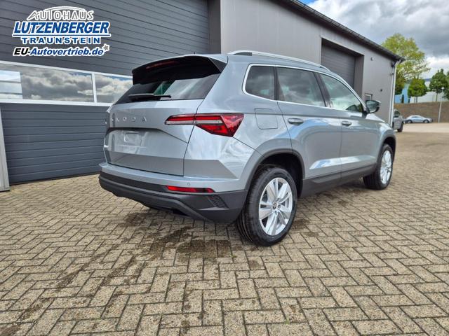 Skoda Karoq 1.5 TSI 150PS DSG Selection Klimaautomatik Sitzheizung Lenkradheizung ACC PDC v+h R&uuml;ckf.Kamera abg.Scheiben Apple CarPlay Android Auto 17"LM 