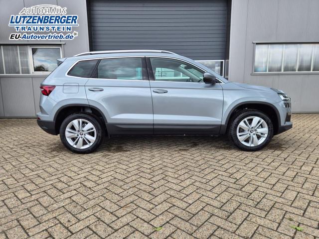 Skoda Karoq 1.5 TSI 150PS DSG Selection Klimaautomatik Sitzheizung Lenkradheizung ACC PDC v+h R&uuml;ckf.Kamera abg.Scheiben Apple CarPlay Android Auto 17"LM 