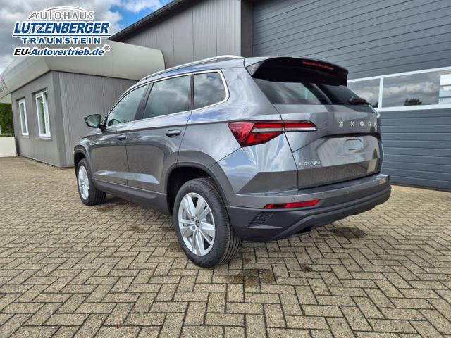 Skoda Karoq 1.5 TSI 150PS DSG Selection AHK Klimaautomatik Sitzheizung Lenkradheizung ACC PDC v+h R&uuml;ckf.Kamera abg.Scheiben Apple CarPlay Android Auto 17"LM 