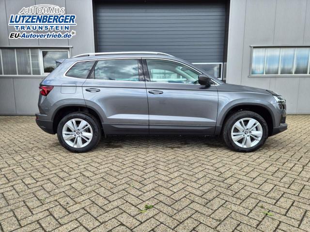 Skoda Karoq 1.5 TSI 150PS DSG Selection AHK Klimaautomatik Sitzheizung Lenkradheizung ACC PDC v+h R&uuml;ckf.Kamera abg.Scheiben Apple CarPlay Android Auto 17"LM 