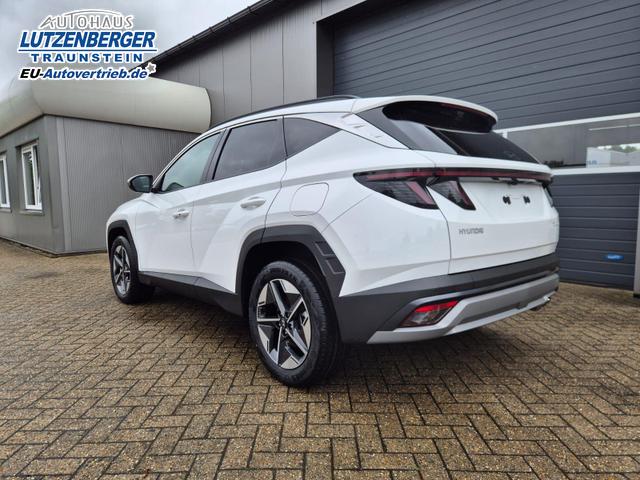 Hyundai TUCSON Trend 1.6 T-GDI 150PS Automatik TZ 2026 Teil-Leder Sitzheizung v+h Lenkradheizung Klimaautomatik Navi Touchscreen DAB+ Apple CarPlay + Android Auto PDC R&uuml;ckf.-Kamera Matrix-LED-Scheinw. 